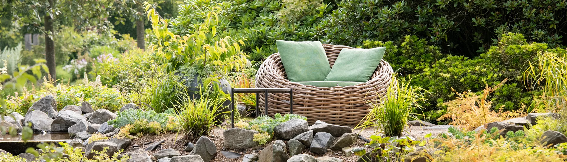 Sommergarten - Gartenmöbel im Ambiente