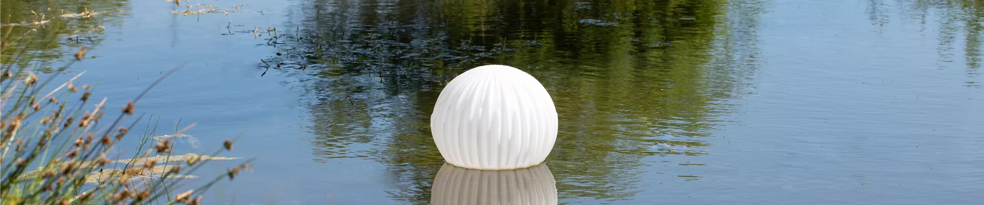 Teichbeleuchtung im Wasser 