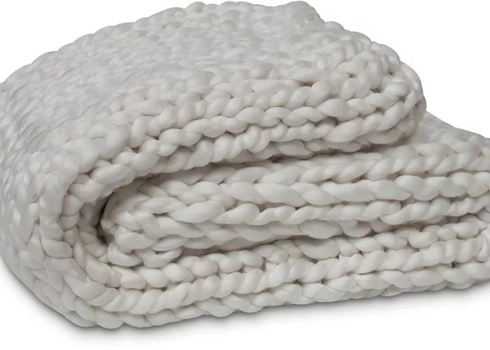 fleur ami Acrylic Knitted Throw (with filler) 130x170cm